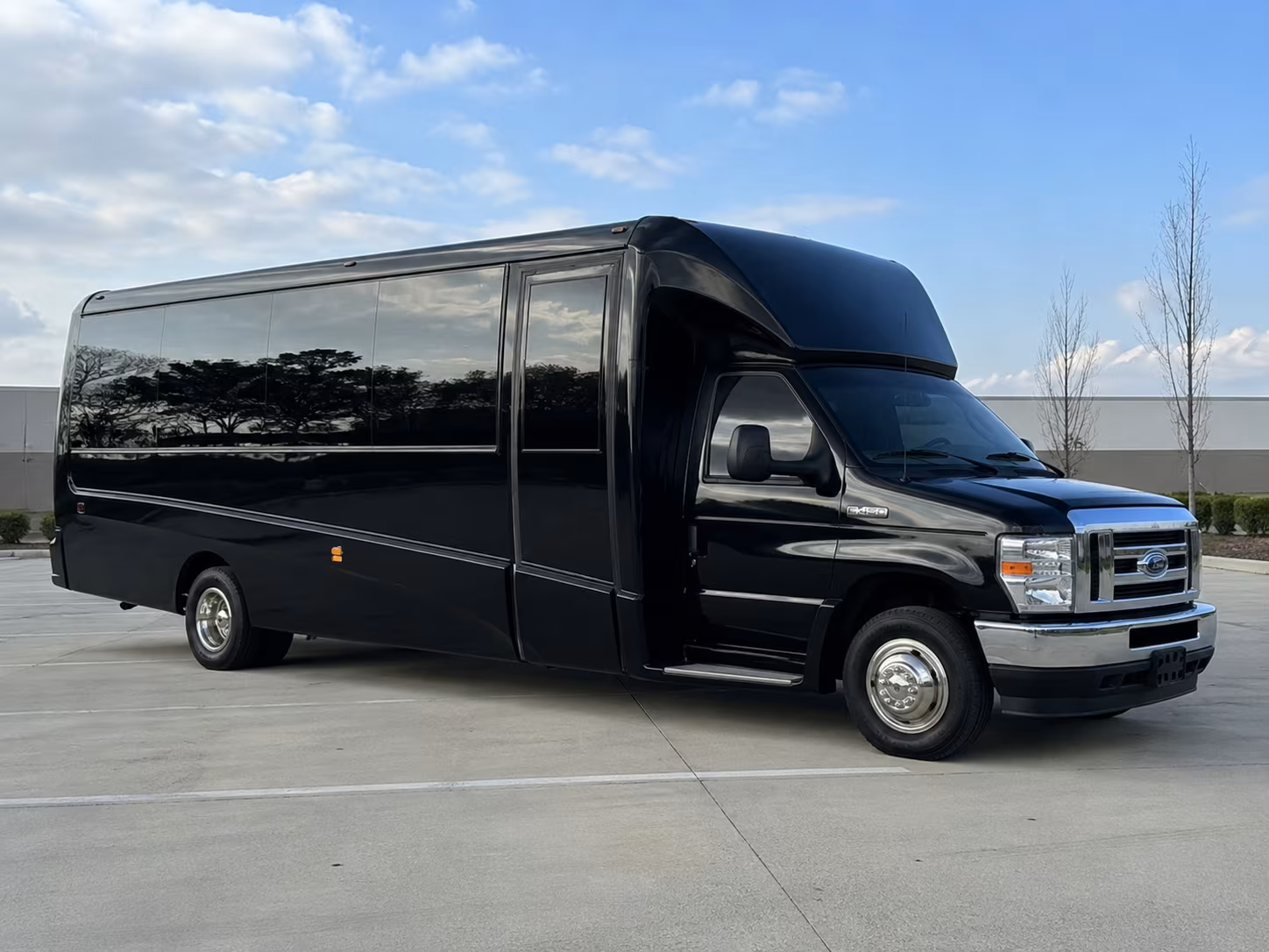 airport transfers between mci lenexa and gardner