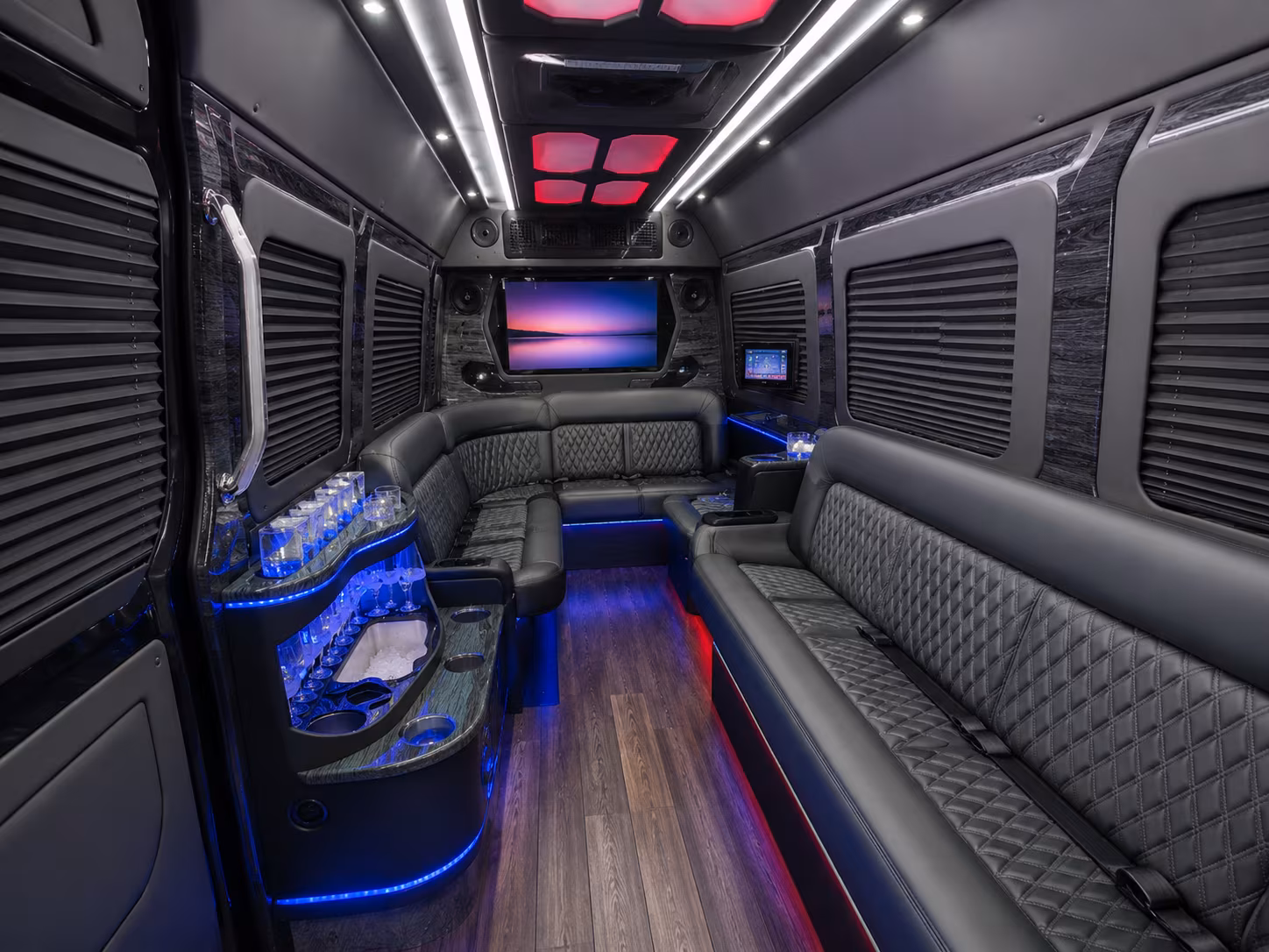 olathe custom day trip and driving tour bus rentals