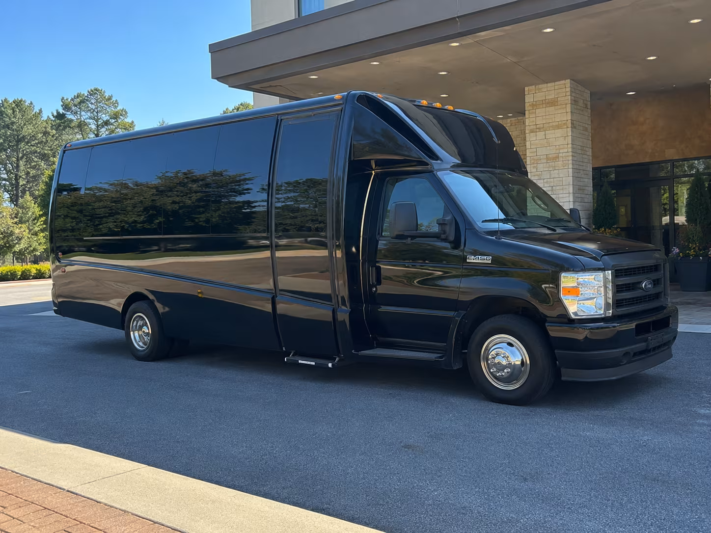 olathe government meeting and conference shuttles