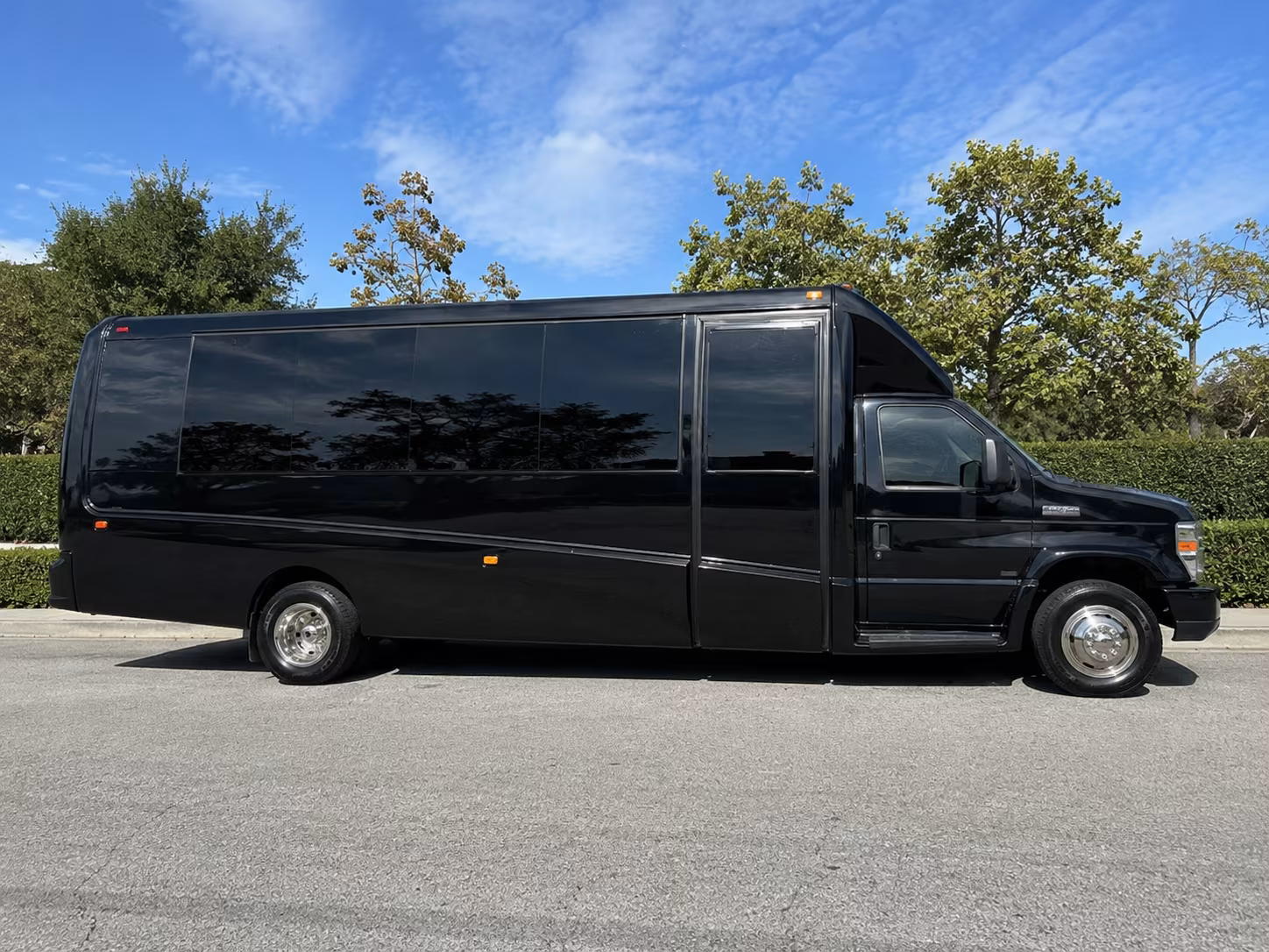 olathe hospital and campus shuttle bus rentals