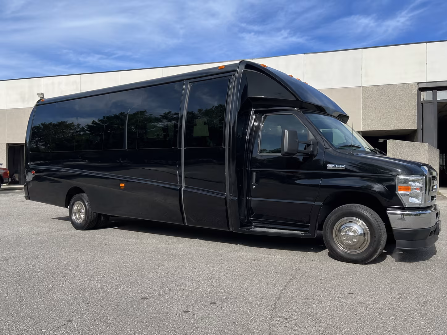 Olathe Wine Tour & Brewery Transportation