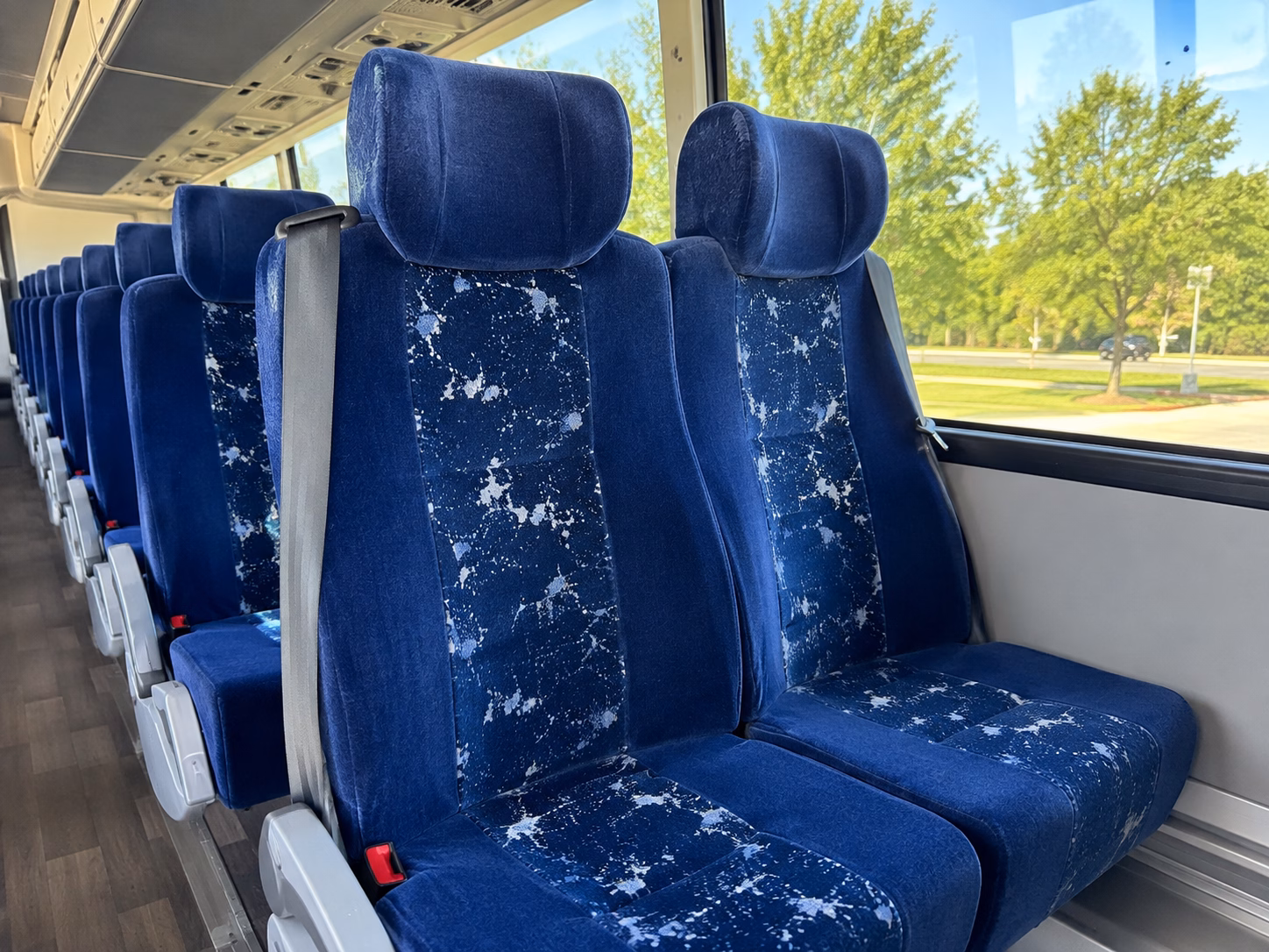 private charter buses for layovers in olathe